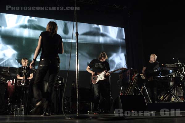 PORTISHEAD - 2008-05-06 - PARIS - Zenith - Geoffrey Paul Barrow - Beth Gibbons